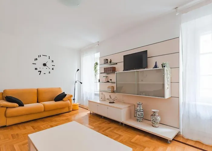 Piazza Unita Apartamento *